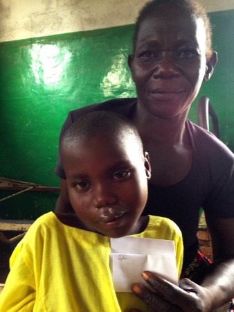 Nzapa and her granddaughter, Lidia, experienced God’s healing because of your support of MAF. Photo by Kurt and Linda Lindquist.
